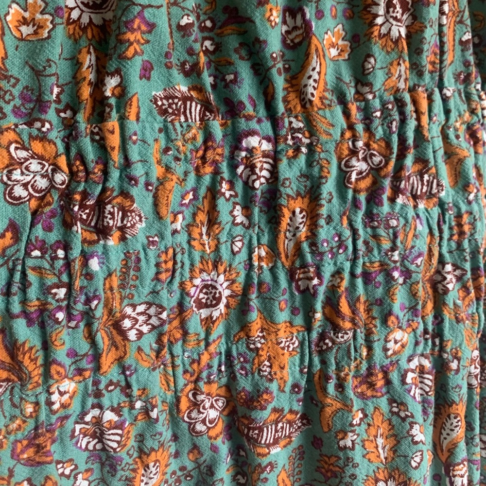 Universal Threads Ruffled Floral Dress - Picture 4 of 10